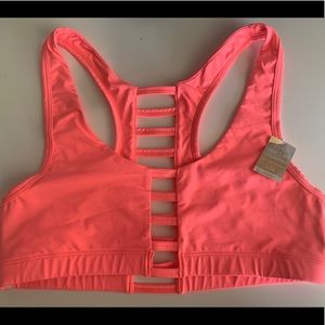 NWT Victoria secret pink sports bra